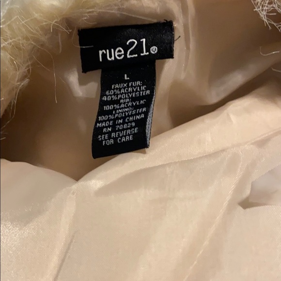 Cream furry vest!! - Picture 5 of 9